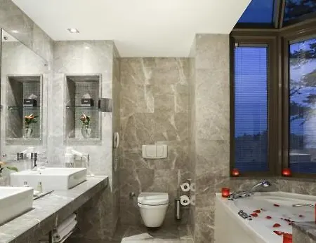 Occidental 4*